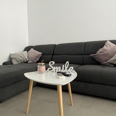 La Oti&Miruna Apartment Năvodari Екстериор снимка
